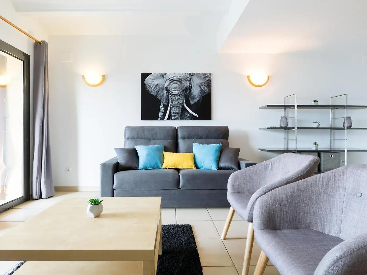 Pi I Sunyer 2-B -Apartamento Amplio Y Luminoso En El Centro De Roses, Delante Del Mar, Con Vistas Al Mar. - Es-228-118 0*, 罗萨斯 西班牙