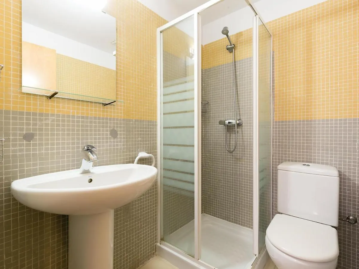 Pi I Sunyer 2-B -Apartamento Amplio Y Luminoso En El Centro De Roses, Delante Del Mar, Con Vistas Al Mar. - Es-228-118 Apartment Roses