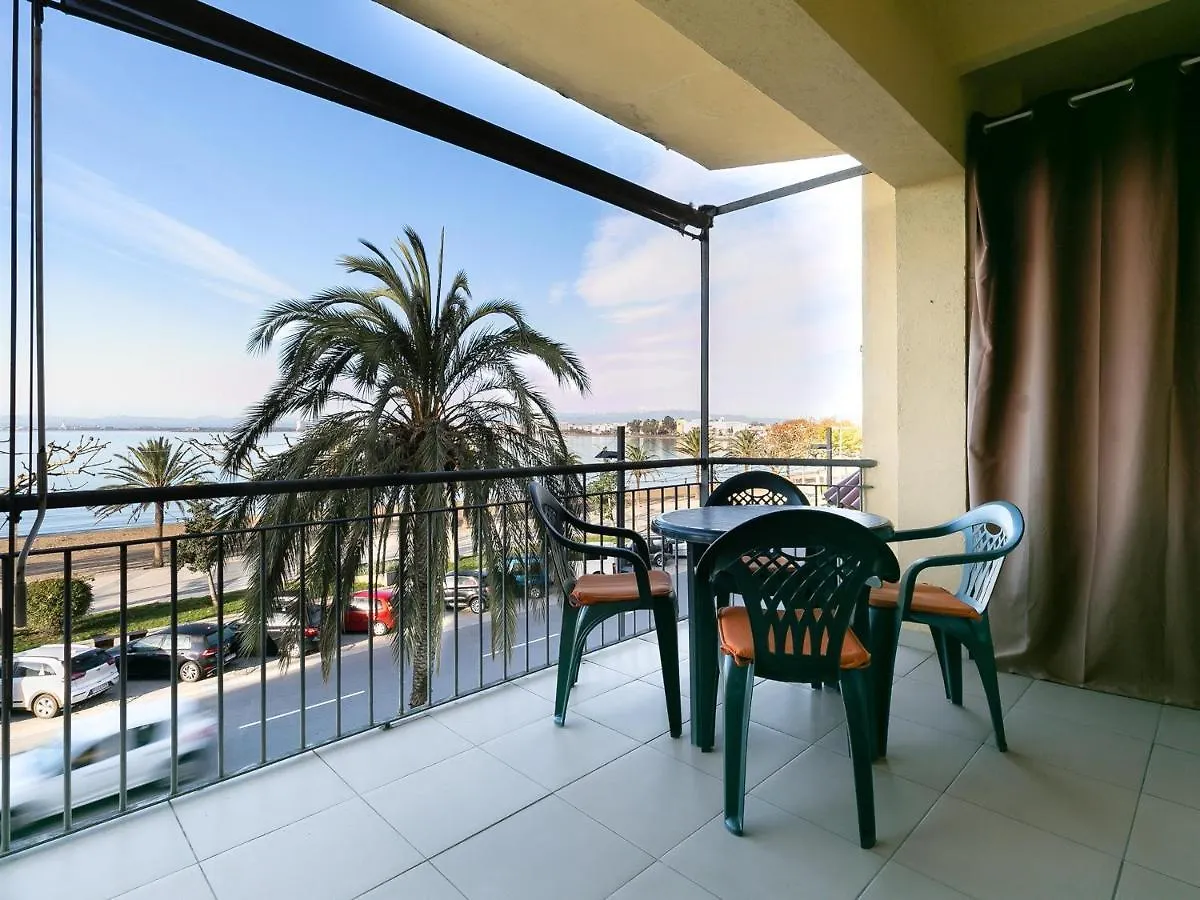 Apartment Pi I Sunyer 2-B -Apartamento Amplio Y Luminoso En El Centro De Roses, Delante Del Mar, Con Vistas Al Mar. - Es-228-118 Spain